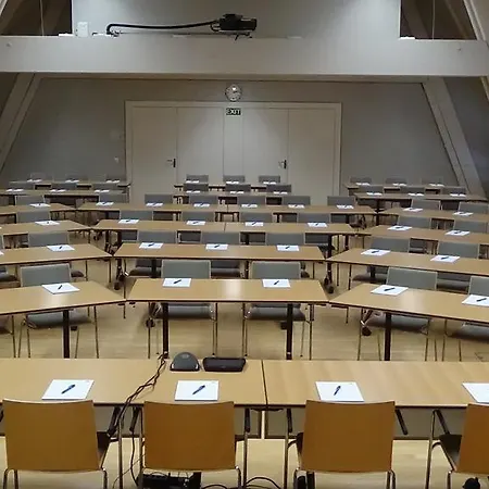 Seminarhotel غيرزنسي